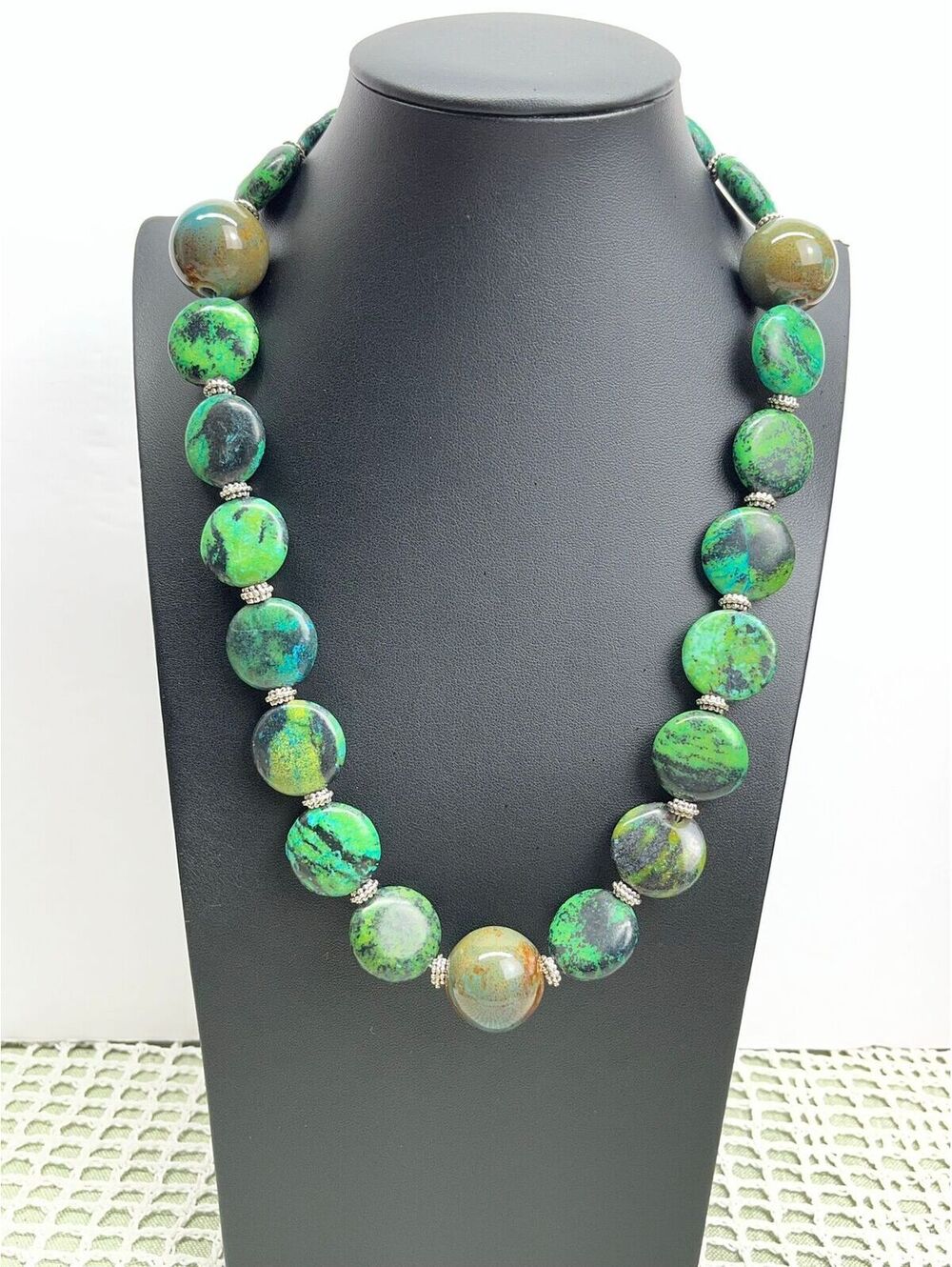 #26 Green Turquoise Beaded Necklace Chunky 20”